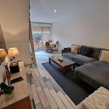 Apartment Chic Pres Du Village Olympique *
